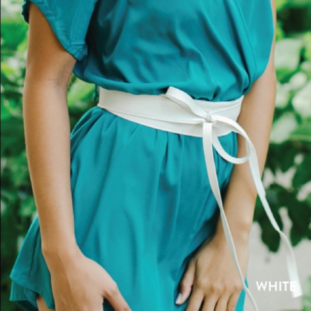 CINCH OBI BELT (White)